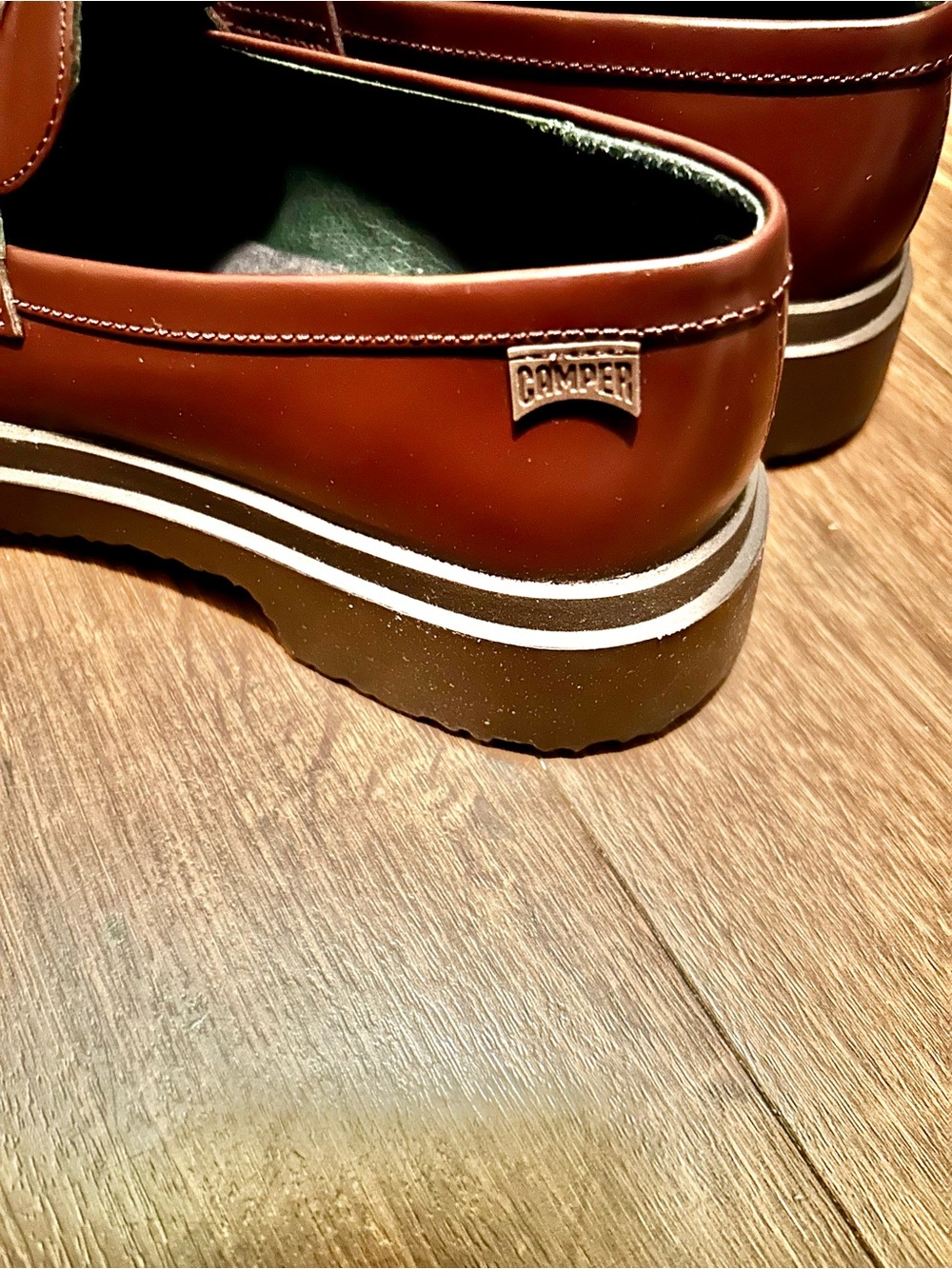 NWOT Camper Walden Burgundy Leather Moccasins - Picture 11 of 12